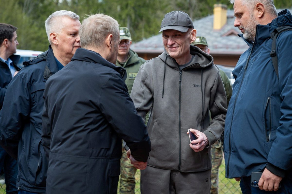 Belarus ve Polonya Arasında Mahkum Takası: Gazeteci Poczobut Serbest Bırakıldı