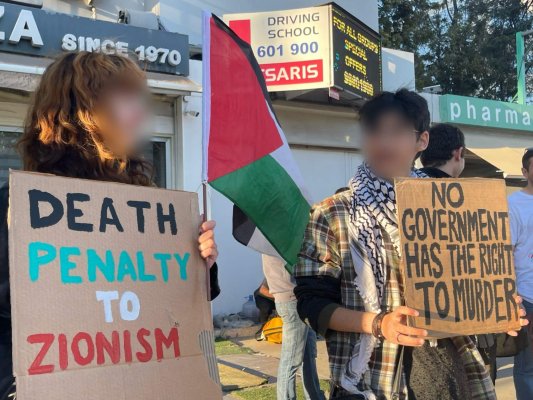 Lefkoşa'da Aktivistler İsrail Büyükelçiliği Önünde İdam Cezası Yasasını Protesto Etti