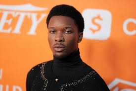 Müzisyen D4vd, 14 yaşındaki kızın öldürülmesi suçlamasıyla tutuklandı