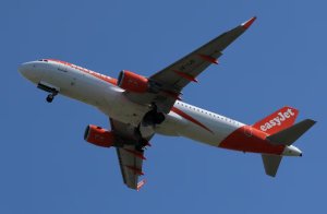 EasyJet CEO'su: Kıbrıs'a Seyahat Talebi Yavaş Toparlanıyor, Yolcular Batı Akdeniz'e Yöneliyor