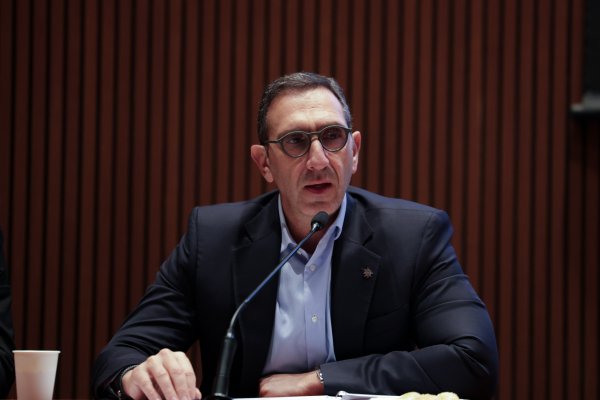 Hükümet yerel yönetim kuruluşlarına desteğini sürdürme sözü verdi