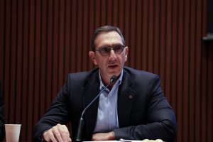 Hükümet yerel yönetim kuruluşlarına desteğini sürdürme sözü verdi