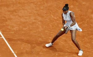 Venus Williams, Madrid'deki toprak kort dönüşünün ardından Roland Garros'a katılmayı umuyor