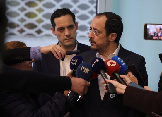 Christodoulides, Lübnan'daki Durumdan Duyduğu Endişeyi Aoun'a İletti