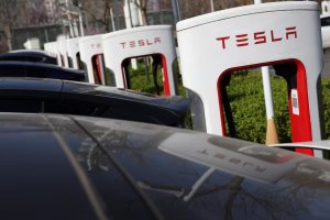Tesla'nın ilk çeyrek araç teslimatlarında düşüş bekleniyor