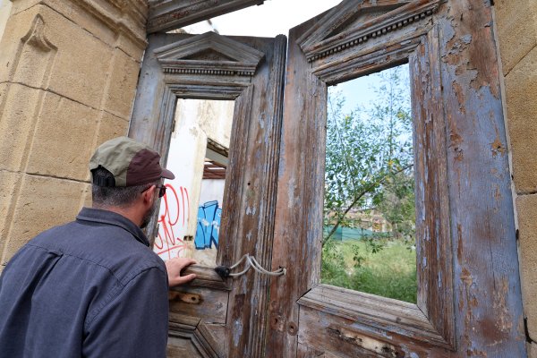 Lefkoşa'da 200 tehlikeli bina denetlendi