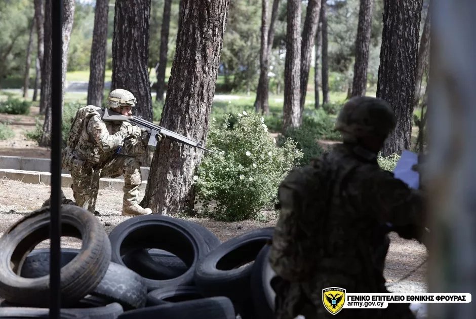 Çevreciler Akamas'taki askeri tatbikatı kınadı, ordu korunan alanların risk altında olmadığını söyledi