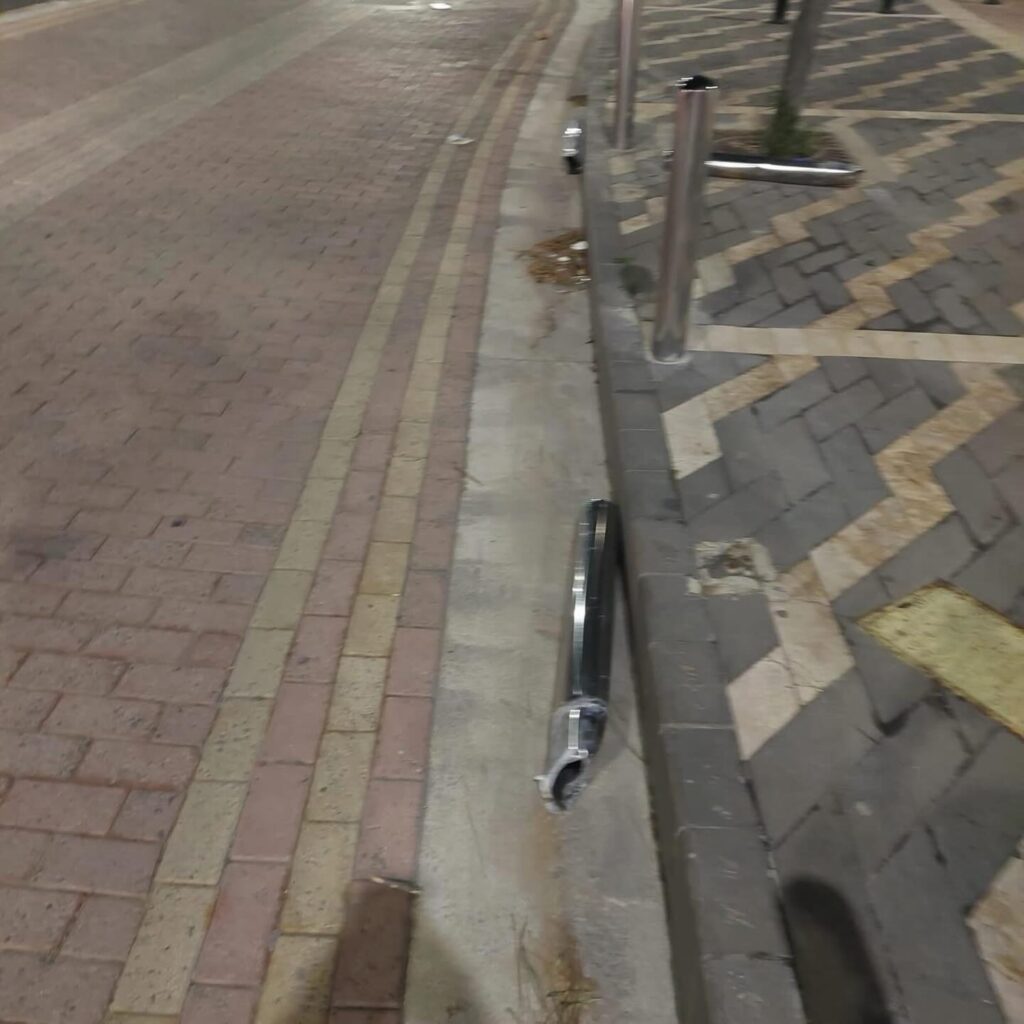 Protaras bariyer hasarı