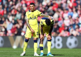 Manchester City Chelsea'yi Dağıtarak Arsenal'e Yaklaştı, Tottenham Küme Düşme Hattında Debeleniyor