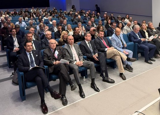 Kıbrıs ve Yunanistan Atina'daki Etkinlikte Teknoloji ve İnovasyon İşbirliğini Güçlendirdi