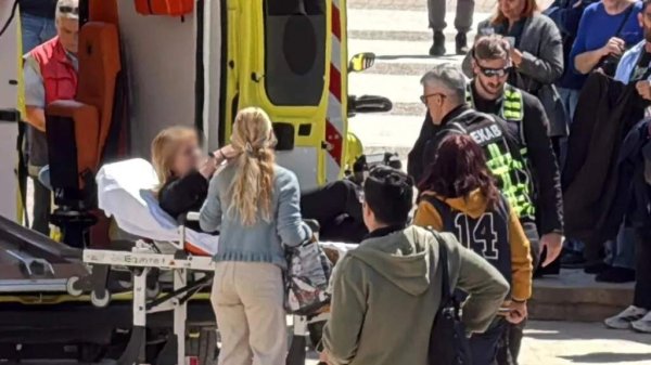 Atina'da iki ayrı silahlı saldırıda 5 kişi yaralandı: 89 yaşındaki saldırgan aranıyor