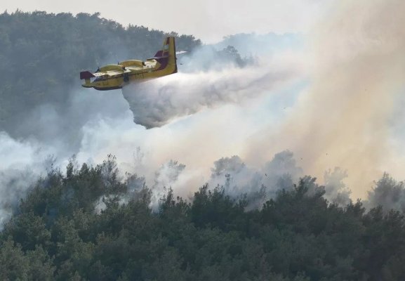 Kıbrıs Cumhuriyeti 2026 yangın sezonu için hava filosunu rekor seviyeye çıkardı