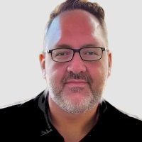 Kıbrıs'ta Kuşak Değişimi: Devlet Memurluğunun Prestijinden Girişimciliğin Yükselişine