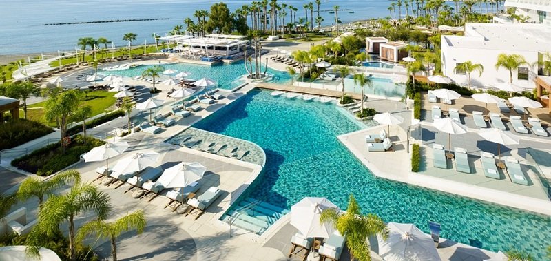 Limasol'daki Parklane Resort, Condé Nast Traveller Okuyucu Ödülleri 2026'da Yer Aldı