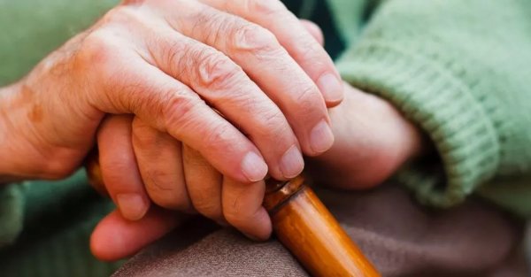 Bakanlar Kurulu düşük gelirli emeklilere 250 Euro Paskalya ikramiyesini onayladı