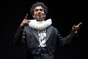 National Theatre Live'ın Hamlet Gösterimi Bu Cumartesi Limasol Rialto Tiyatrosu'nda