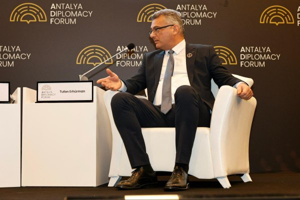 Erhürman: Kıbrıslı Türkler adanın eşit kurucu ortağıdır