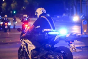 Polis Gece Boyunca Patlayıcı Operasyonu Düzenledi: 2 Kişi Tutuklandı