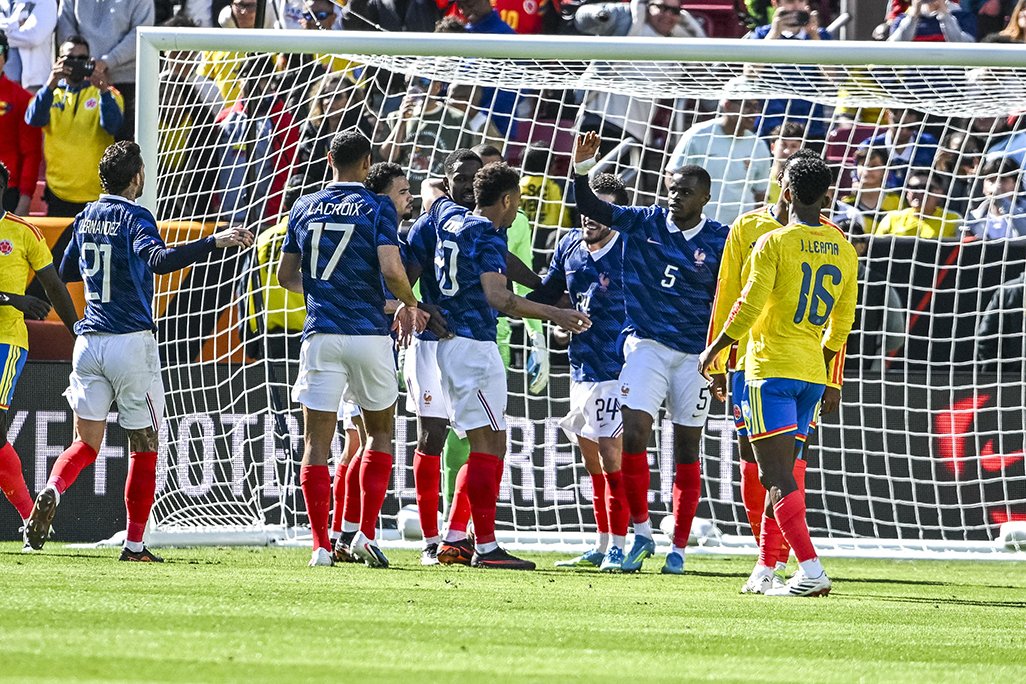 Fransa, FIFA dünya sıralamasında İspanya'yı geçerek zirveye çıktı