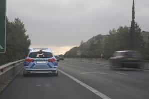 Gece Operasyonlarında Sekiz Kişi Gözaltına Alındı