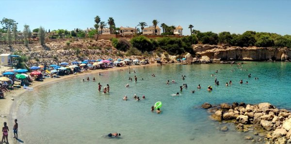 Bakan Koumis Kıbrıs Turizmindeki Düşüşe Rağmen Toparlanma Sinyali Verdi