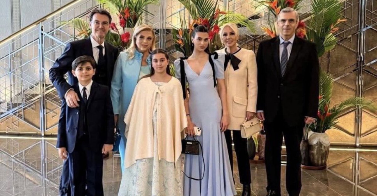 Hacıyannu ailesi, Kral Charles'ın hayır etkinliği için Buckingham Sarayı'na döndü