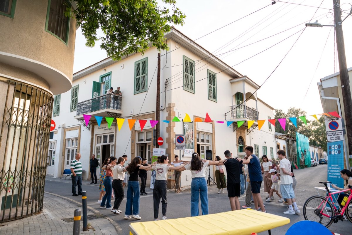 Lefkoşa'da geleneksel dans ve müzik festivali