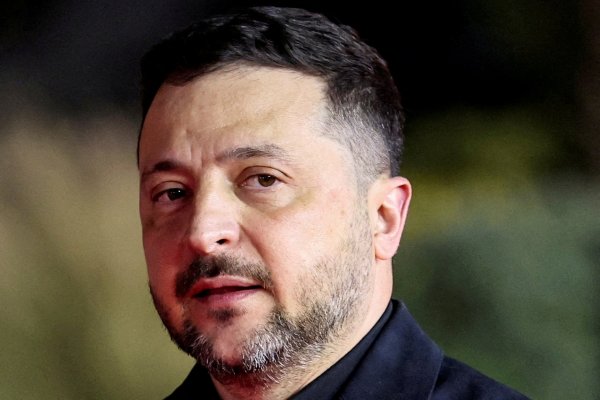 Zelenskiy, Rusya'nın saldırı tehditleri artarken Trump'tan hava savunma sistemi istedi