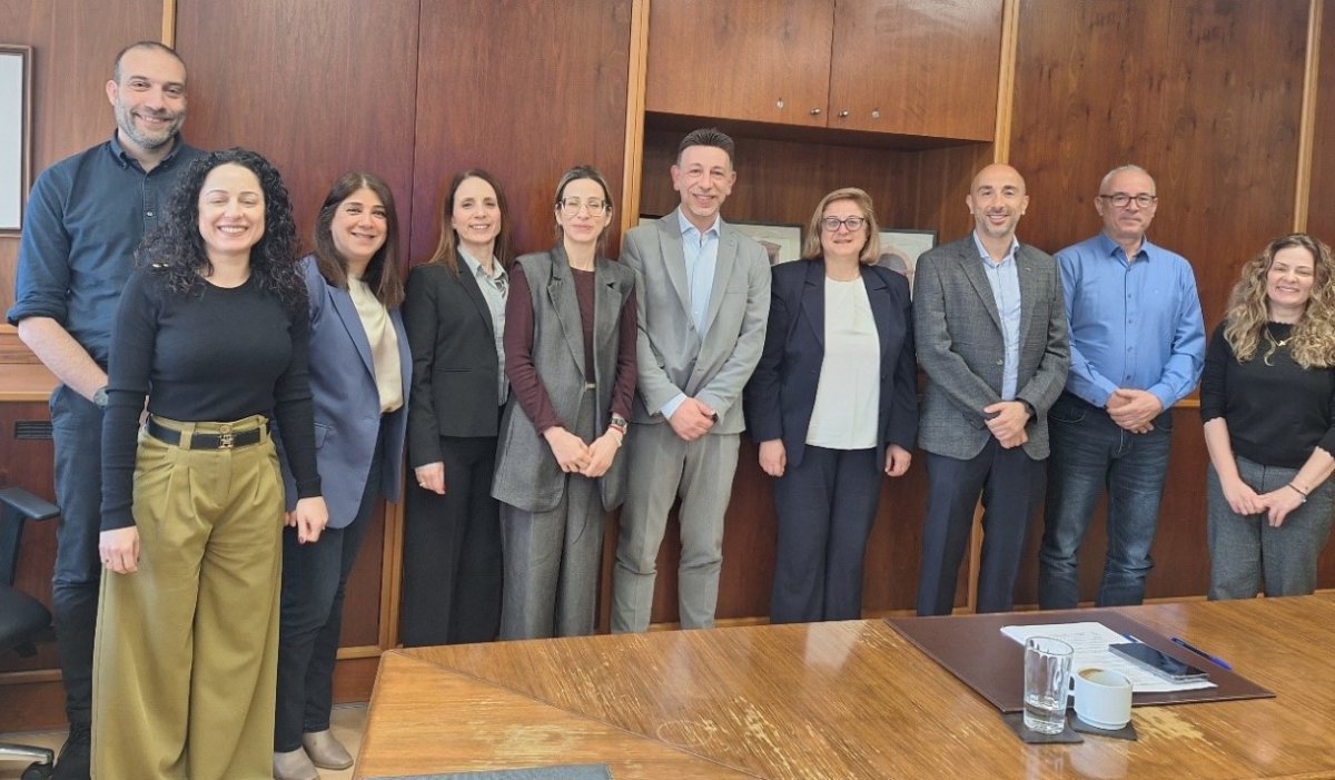 Oev ve Anad, Kıbrıs'taki yetenek açığını ve işgücü eğitimini ele aldı