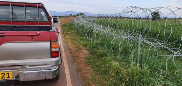 Polis aracına çarpan göçmen kaçakçısı altı gün tutuklu kalacak