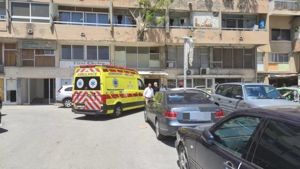 Larnaca'da Göç Operasyonu Sırasında Bir Kişi Binadan Düşerek Hayatını Kaybetti