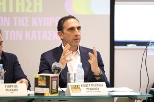 Konut tartışması kızışıyor: Ioannou, Fidias'ın 1,5 milyar euroluk planına meydan okudu