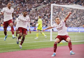Trossard'ın golü Arsenal'e West Ham deplasmanında kritik galibiyeti getirdi
