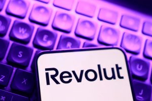 Revolut iş müşterilerini çekmek için teşvikleri artırıyor