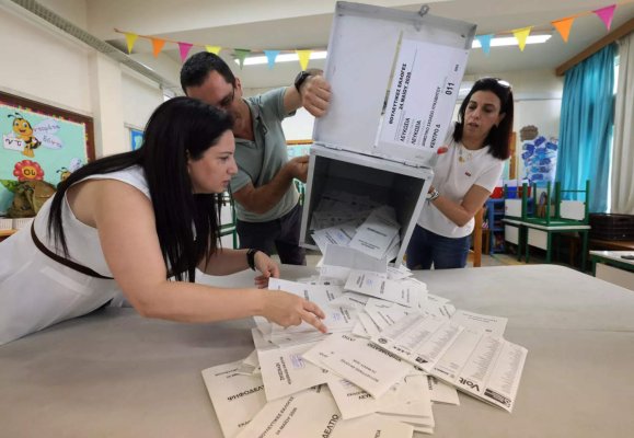 Seçimler Kıbrıs Parlamentosunu Sarstı Ancak Parti Sistemi Ayakta Kaldı