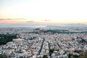 Yunanistan'da kredi genişlemesi ekonomik ivmenin güçlendiğine işaret ediyor