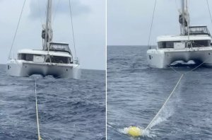 78 yaşındaki yelkenli kullanıcısı Ayia Napa açıklarında kayalardan bir metre uzakta kurtarıldı