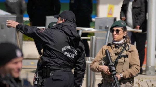 Güney Türkiye'de silahlı saldırı: 6 kişi öldü, saldırgan aranıyor