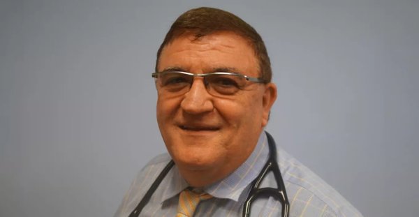 Kıbrıs kökenli eski Brisbane doktoru 148 ayrı tecavüz ve cinsel saldırı suçlamasıyla yargılanıyor