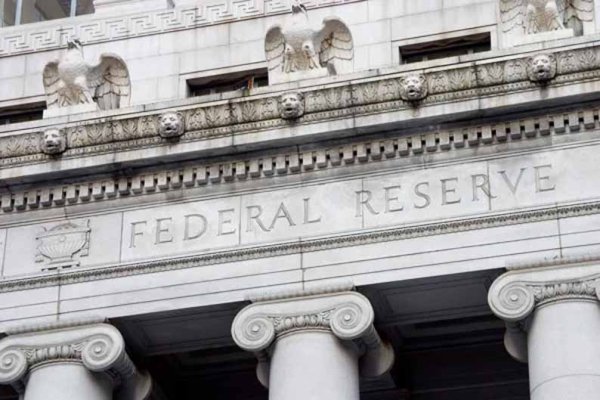Dolar, Fed Faiz Artışı Beklentileriyle Güçlendi