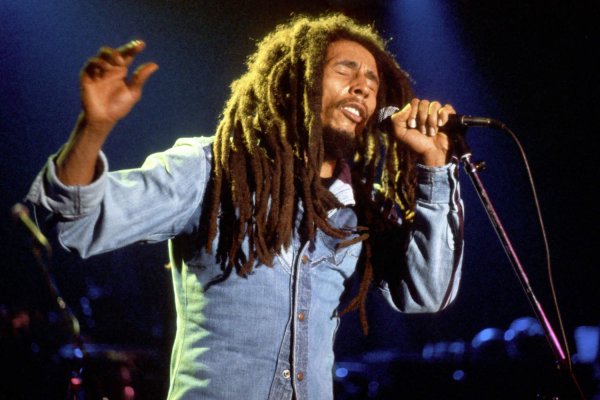 Bob Marley, 1981'de bugün kanserden hayatını kaybetti