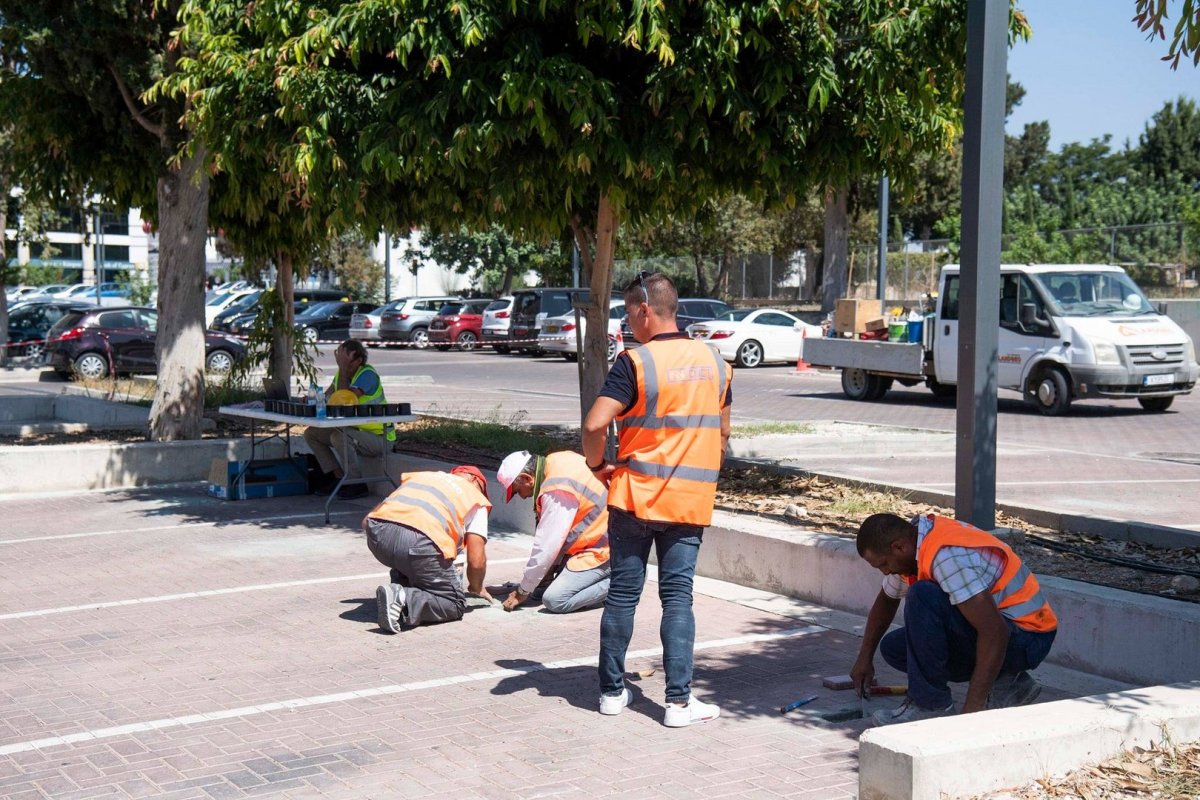 Latsia-Yeri'de akıllı park sistemi kuruluyor