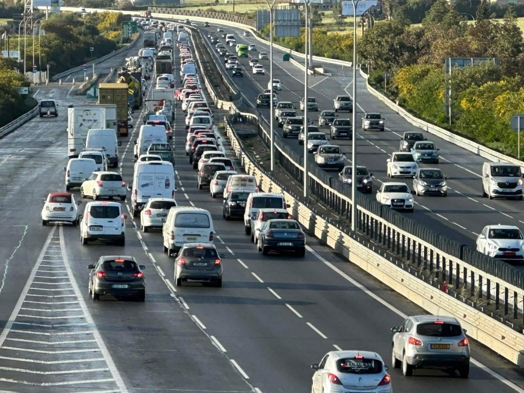 Skarinou Yakınındaki Kaza Sonrası Lefkoşa-Limasol Otoyolunun Bir Bölümü Kapatıldı