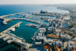 Limasol otel sektörü Tsanos'un yeniden seçilmesiyle istikrarı tercih etti