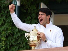 İki kez şampiyon olan Alcaraz, sakatlık nedeniyle Wimbledon'dan çekildi