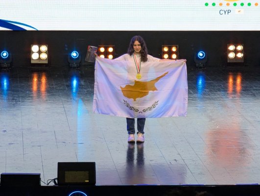 Kıbrıs, Avrupa Kızlar Bilişim Olimpiyatı'nda Altın Madalya Kazandı