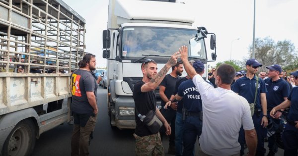 Çiftçiler şap hastalığı krizine tepki için Cumhurbaşkanlığı Sarayı'na yürüyor