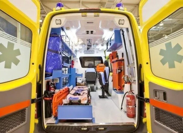 Limasol'da 20 yaşındaki gence bıçaklı saldırı: Polis soruşturma başlattı