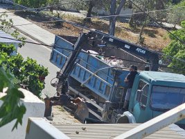 Aglanciya sakinleri çöp toplama skandalına tepkili: Geri dönüşüm çöpe karışıyor