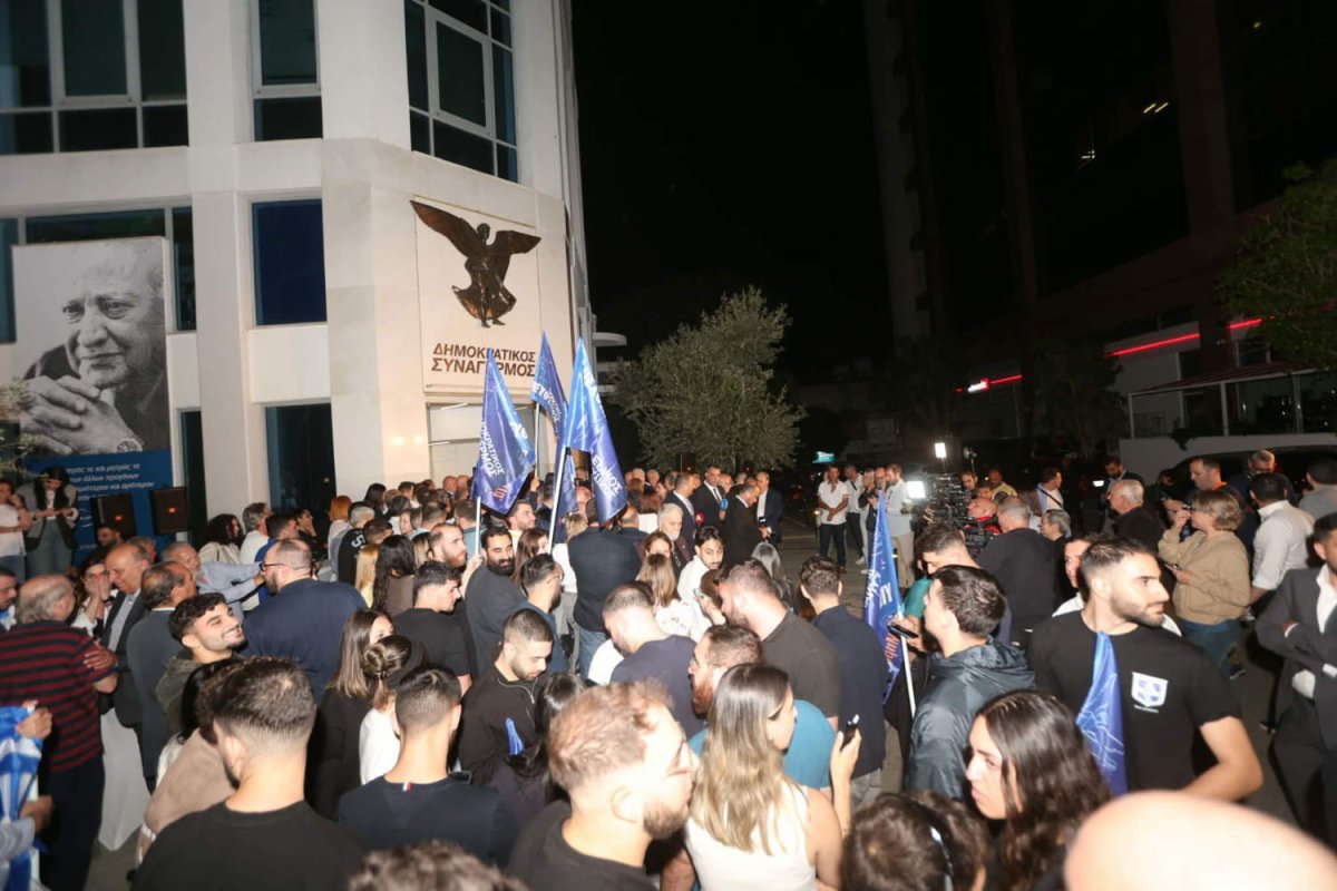 Baf ilk kadın milletvekilini seçti: Nicoletta Konstantinou DISY koltuğunu kazandı